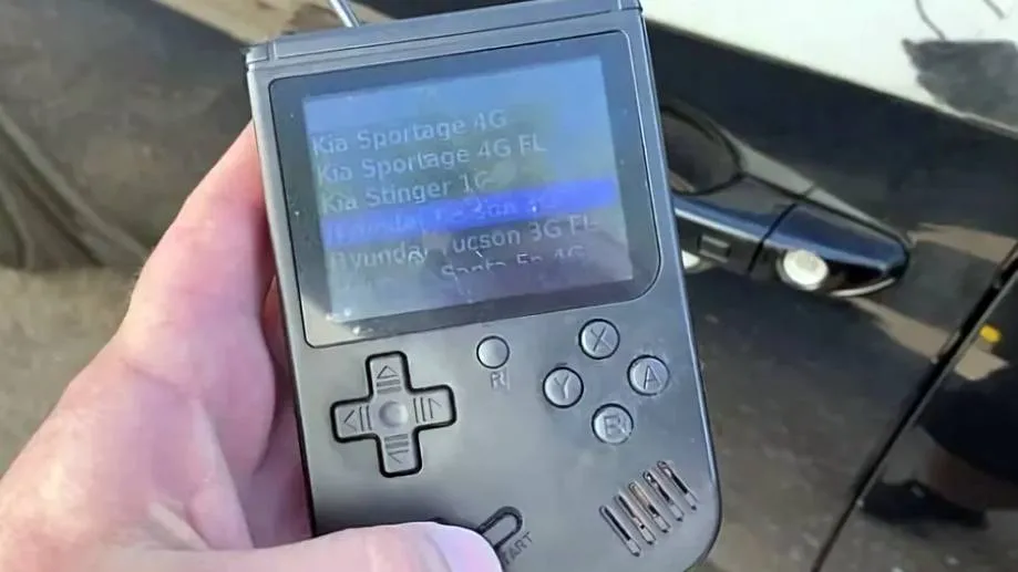 Tak wygląda urządzenie do kradzieży na gameboya