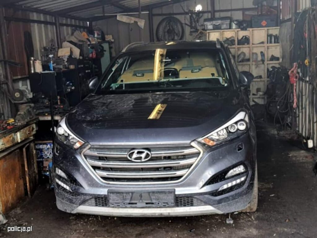 Jak zabezpieczyć Hyundai przed kradzieżą - dziupla złodziei
